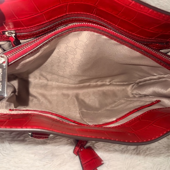 Michael Kors Dillon Large Tote  Bag In Vibrant Red Croc Embossed Leather - Picture 11 of 16